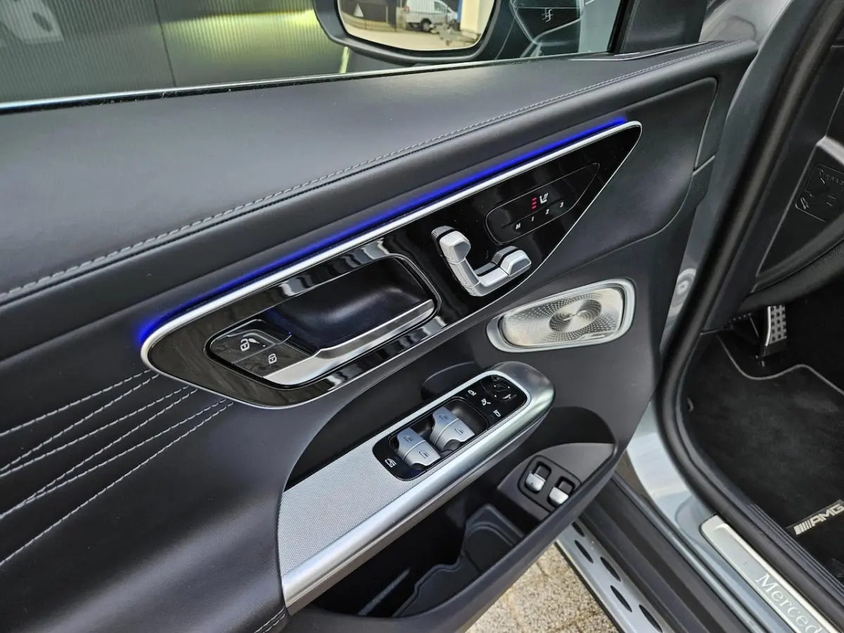 300e 4MATIC AMG Panodak Luchtvering Airmatic Memory 360camera Trekhaak Leder Virtual Sfeer