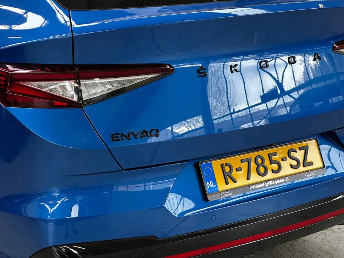 80 RS | Full options | Racing Blue