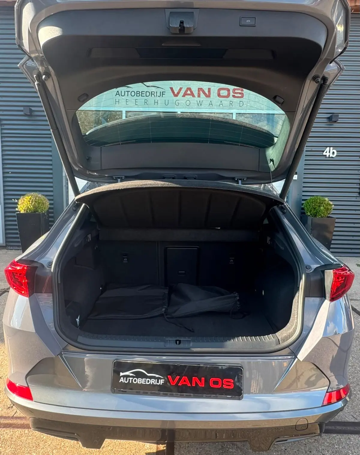1.4 e-Hybrid Performancel Pano l Kuip l Bomvol l LM velgen l Top auto