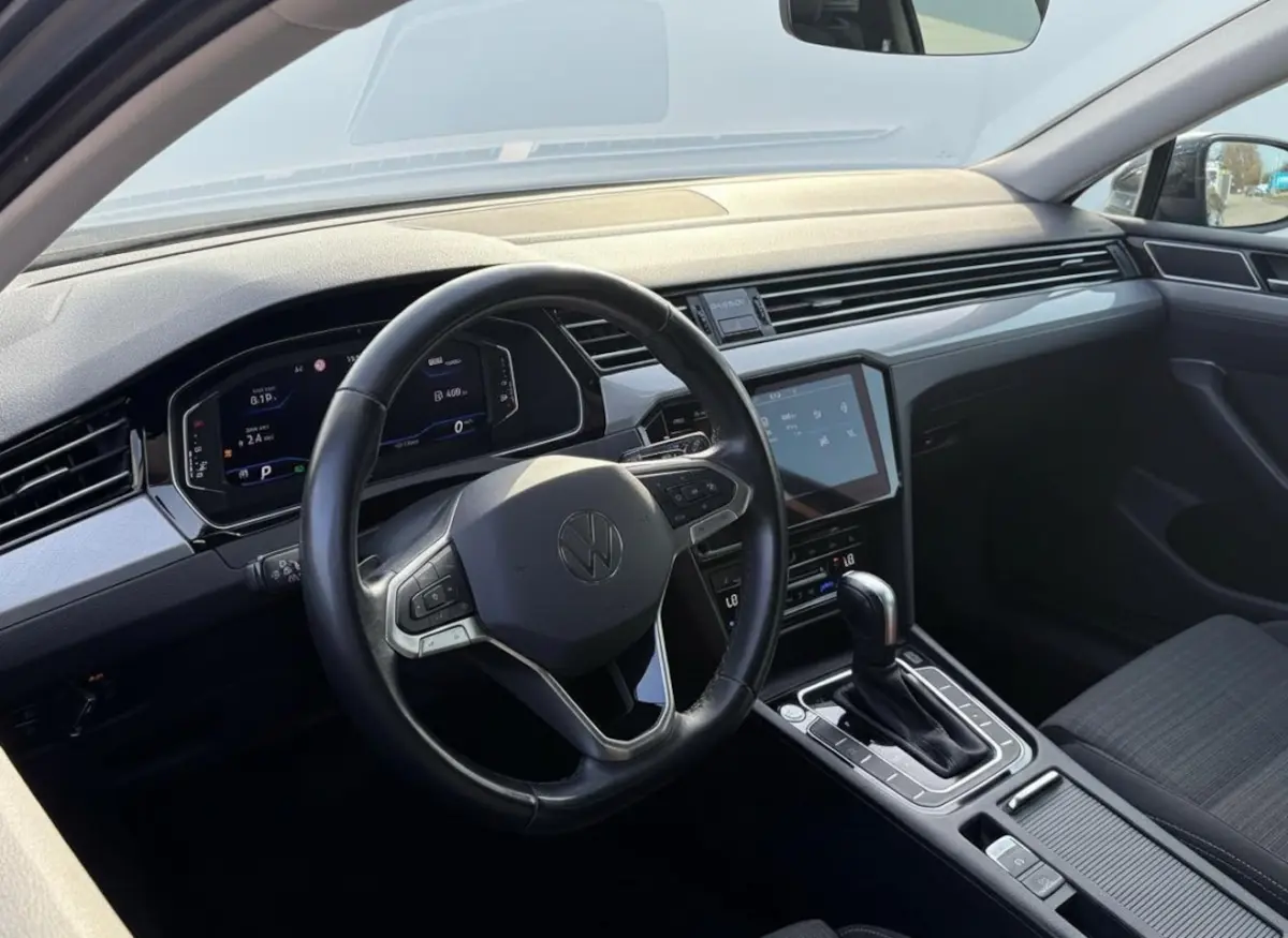1.5 TSI Comfortline Business TREKHAAK - CAMERA