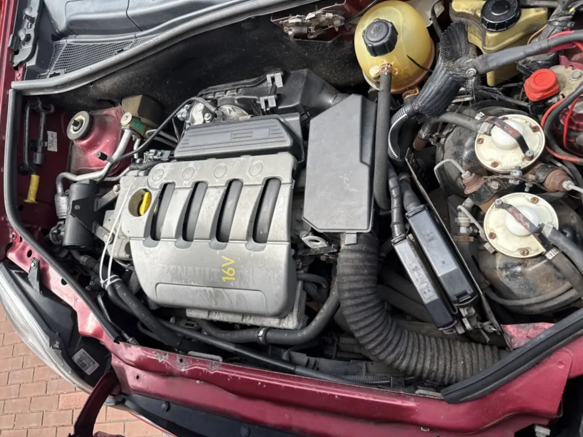 1.6-16V | mindervalide | handbediening rem/gas | automaat | trekhaak |