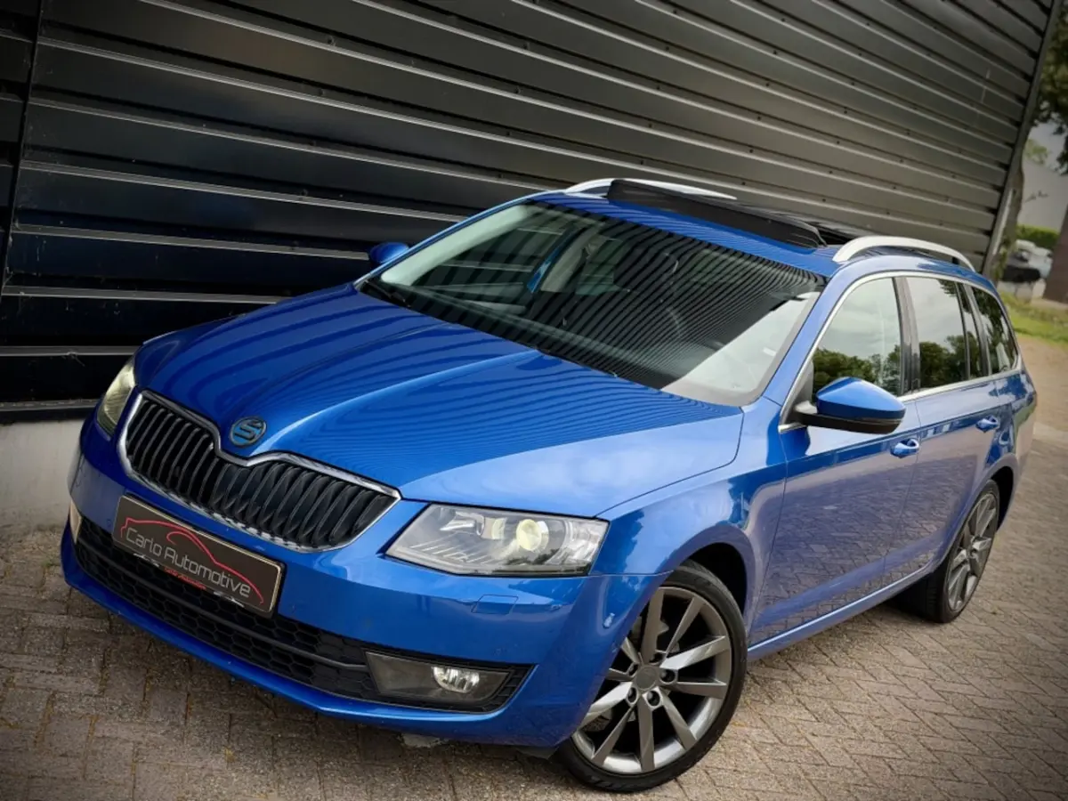 2.0 TDI 150PK AUT|PANO|CAMERA|CARPLAY|KEYLESS|DCC|LEER