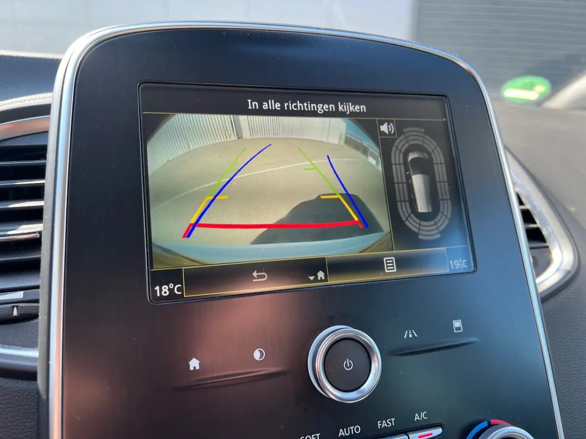 1.3 TCe 140pk /Automaat/7-persoons/Camera/Pearl white/Carplay