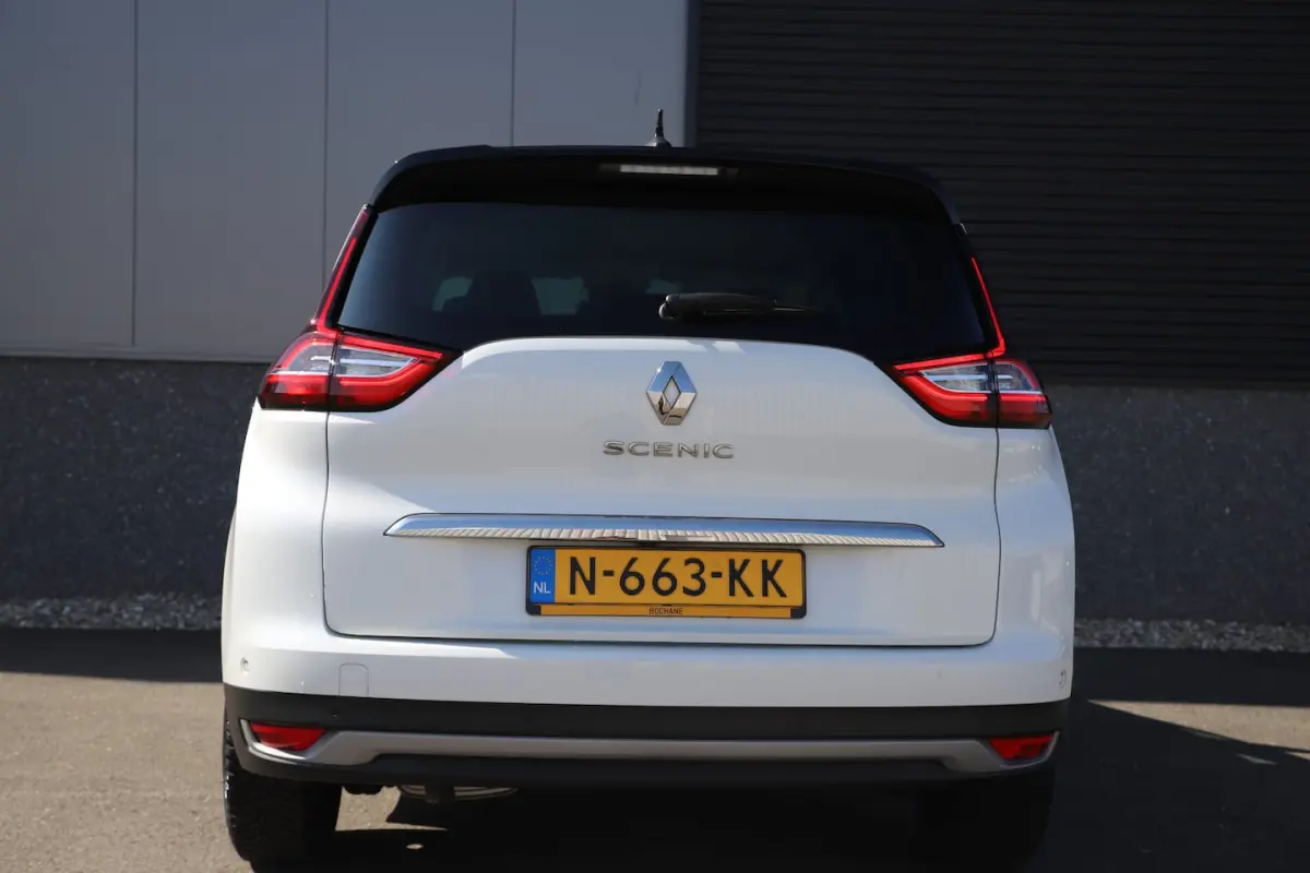 1.3 TCe 140pk /Automaat/7-persoons/Camera/Pearl white/Carplay
