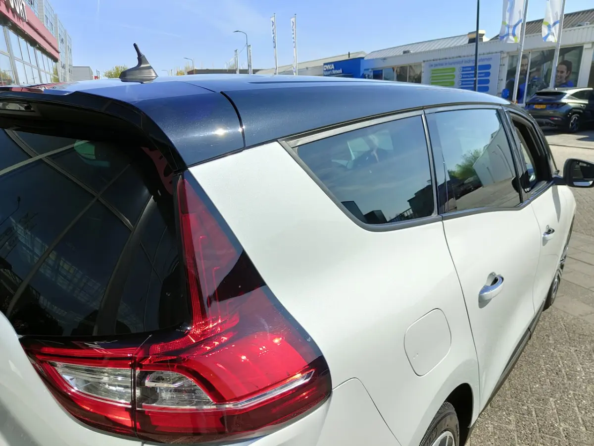 1.3 TCe 140pk /Automaat/7-persoons/Camera/Pearl white/Carplay