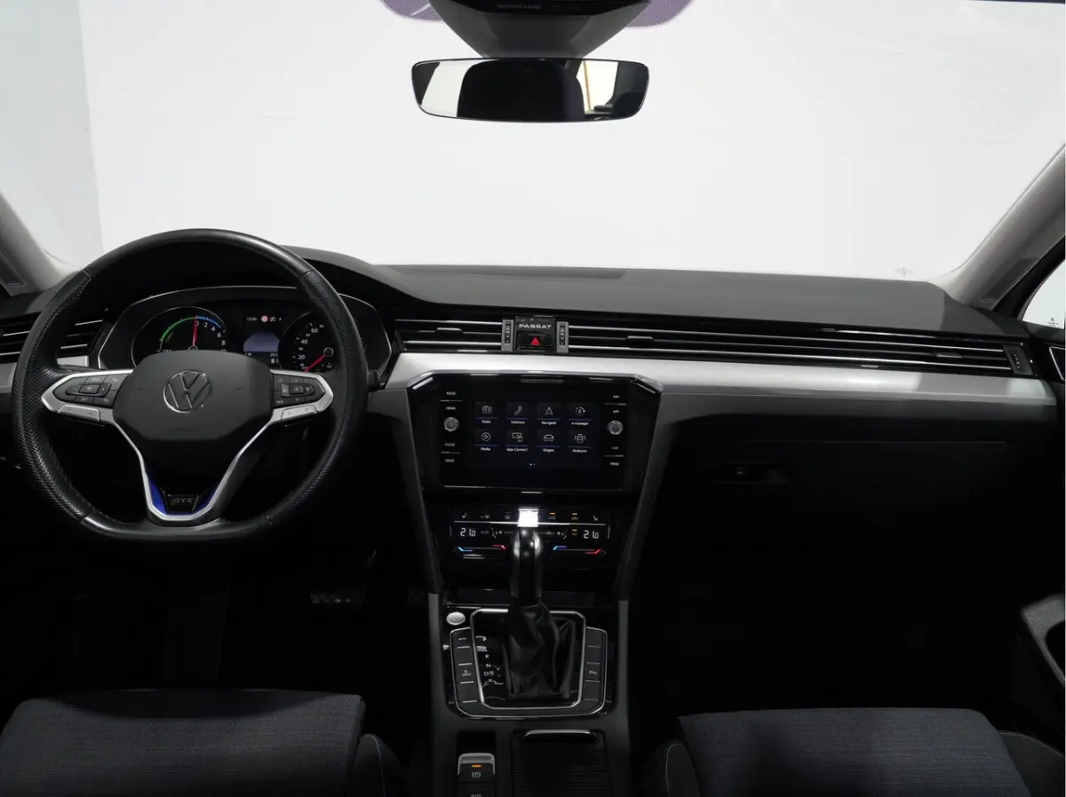 GTE 1.4 TSI eHybrid 218pk PHEV Business / Trekhaak / Travel Assist / Camera 276
