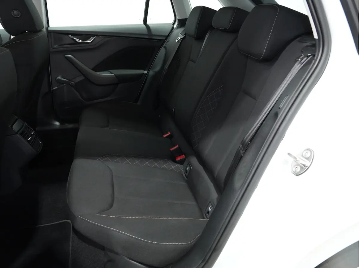 1.0 TSI Ambition | Trekhaak | Full-LED | Android/Carplay 54