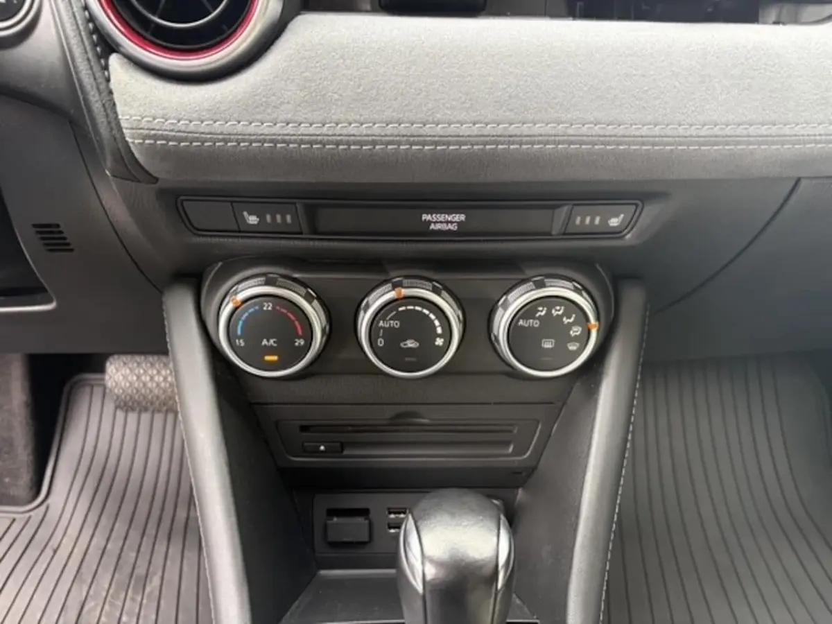 2.0 SkyActiv-G 120 GT-M | Navi | Leer | Trekhaak | 52.940 km Dealeronderhouden