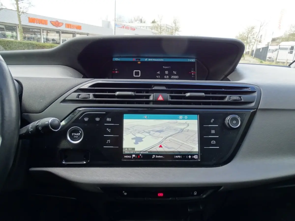 1.2 PT 131 pk Gr7 Pers-Navi-Blth-Media app-Usb/aux-Cruise-