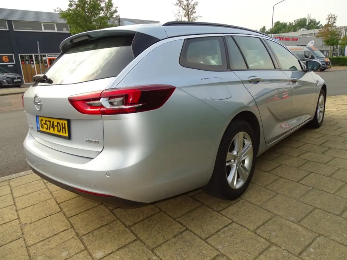 1.5 T ONLINE ED-Media-Carplay-Blth-Cruise-Clima-Pdc