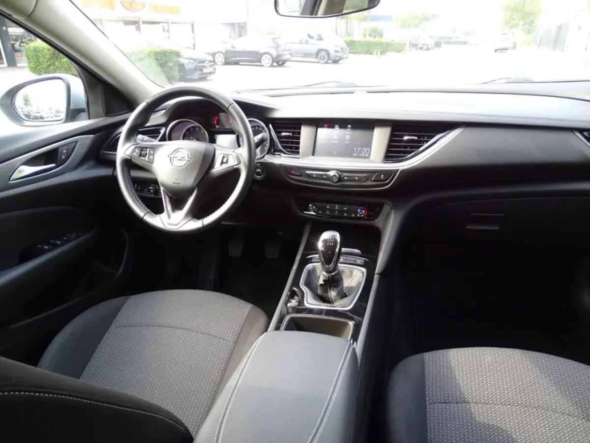 1.5 T ONLINE ED-Media-Carplay-Blth-Cruise-Clima-Pdc