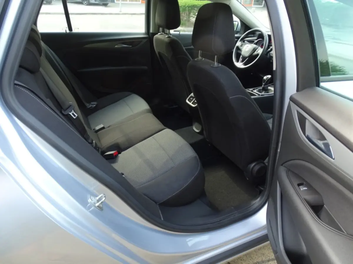 1.5 T ONLINE ED-Media-Carplay-Blth-Cruise-Clima-Pdc