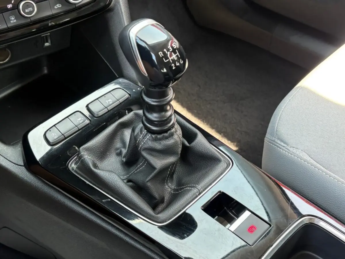1.2 TURBO ELEGANCE. NAVI CAMERA AIRCO LMV CARPLAY