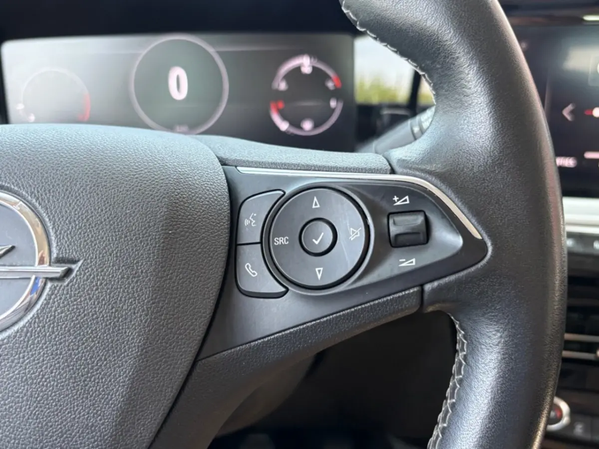 1.2 TURBO ELEGANCE. NAVI CAMERA AIRCO LMV CARPLAY