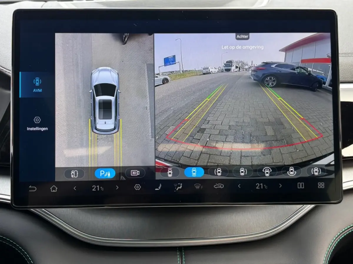 1.5 DM i-FWD BOOST PHEV AUT 218PK LEER PANO-DAK NAVI CAMERA HEAD-UP