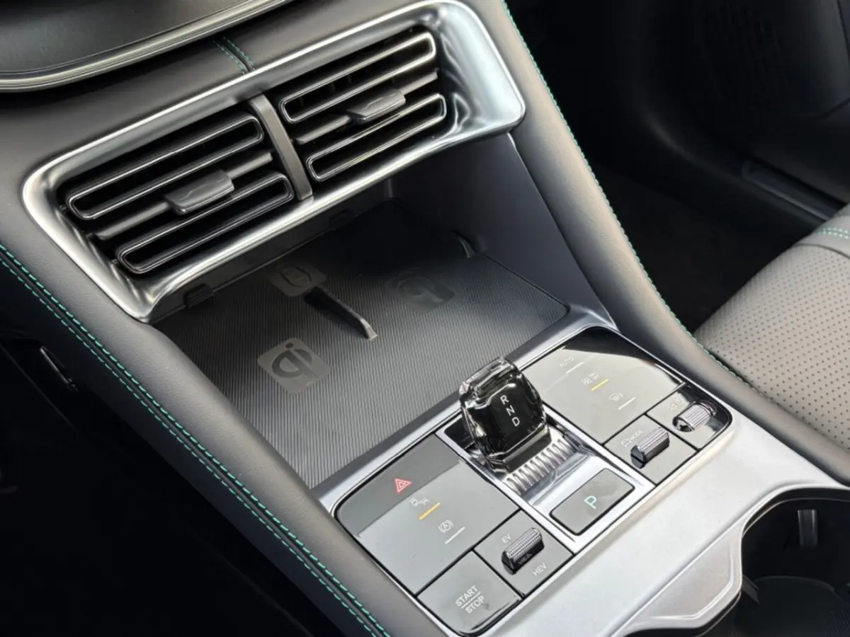 1.5 DM-i FWD BOOST PHEV AUT. 218PK LEER PANO-DAK NAVI CAMERA HEAD-UP