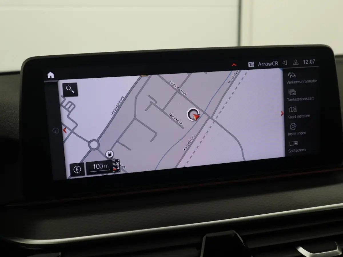 520i Business Edition Plus LCI / M-SPORT / LASER / CARPLAY / SHADOW / STOELVERW / CAMERA /