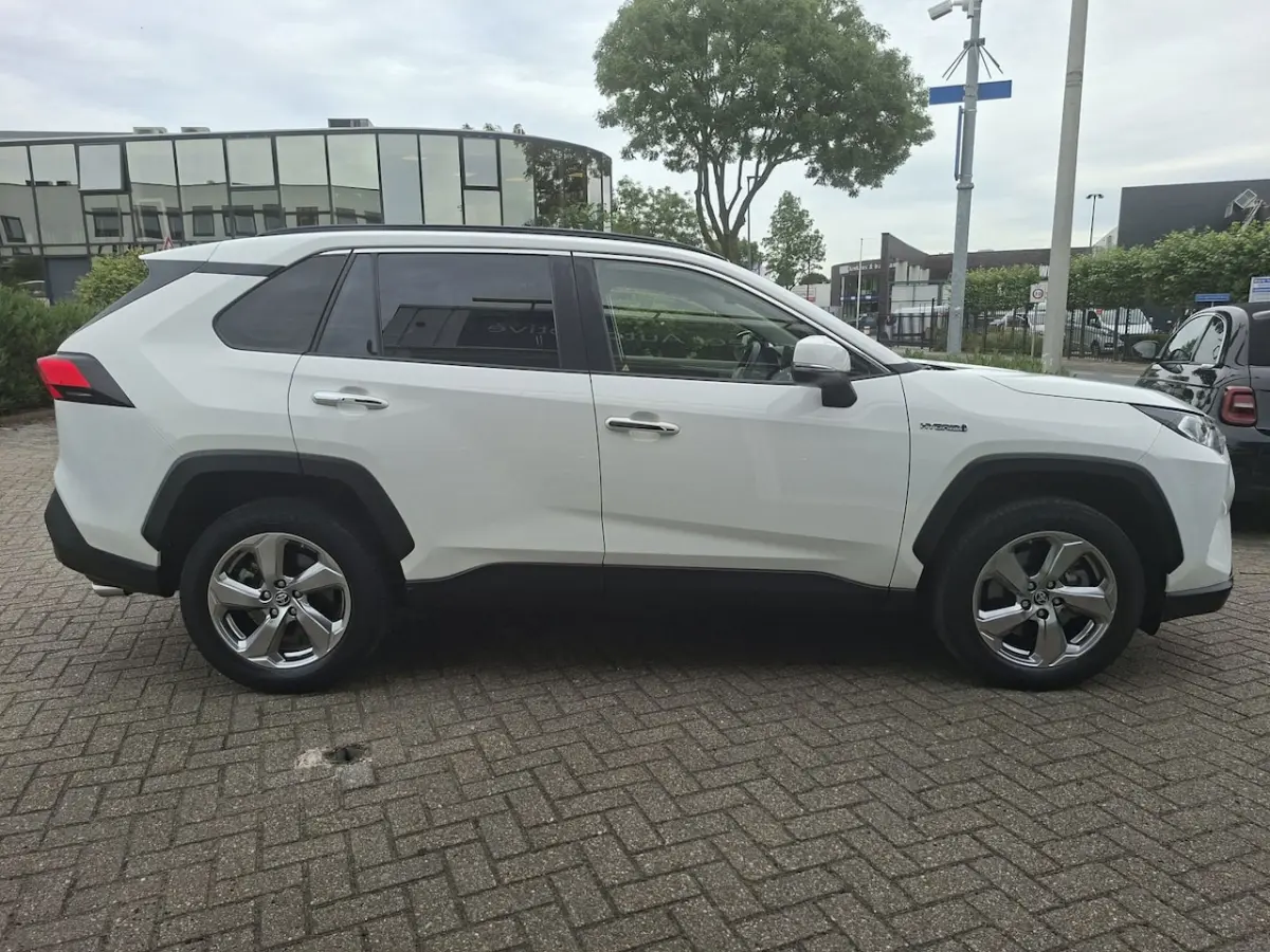 2.5 Hybrid AWD Executive / leer / trekhaak / stoelventilatie / car play
