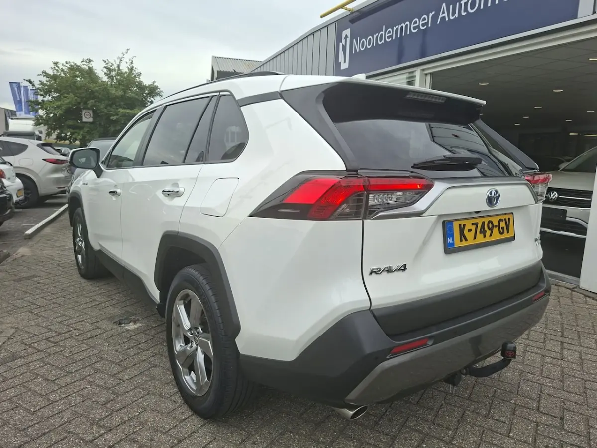 2.5 Hybrid AWD Executive / leer / trekhaak / stoelventilatie / car play