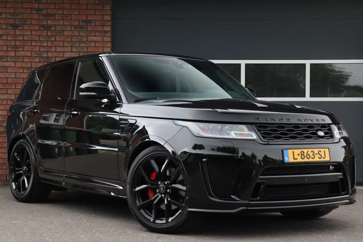 P575 SVR, Carbon, Pano, BTW