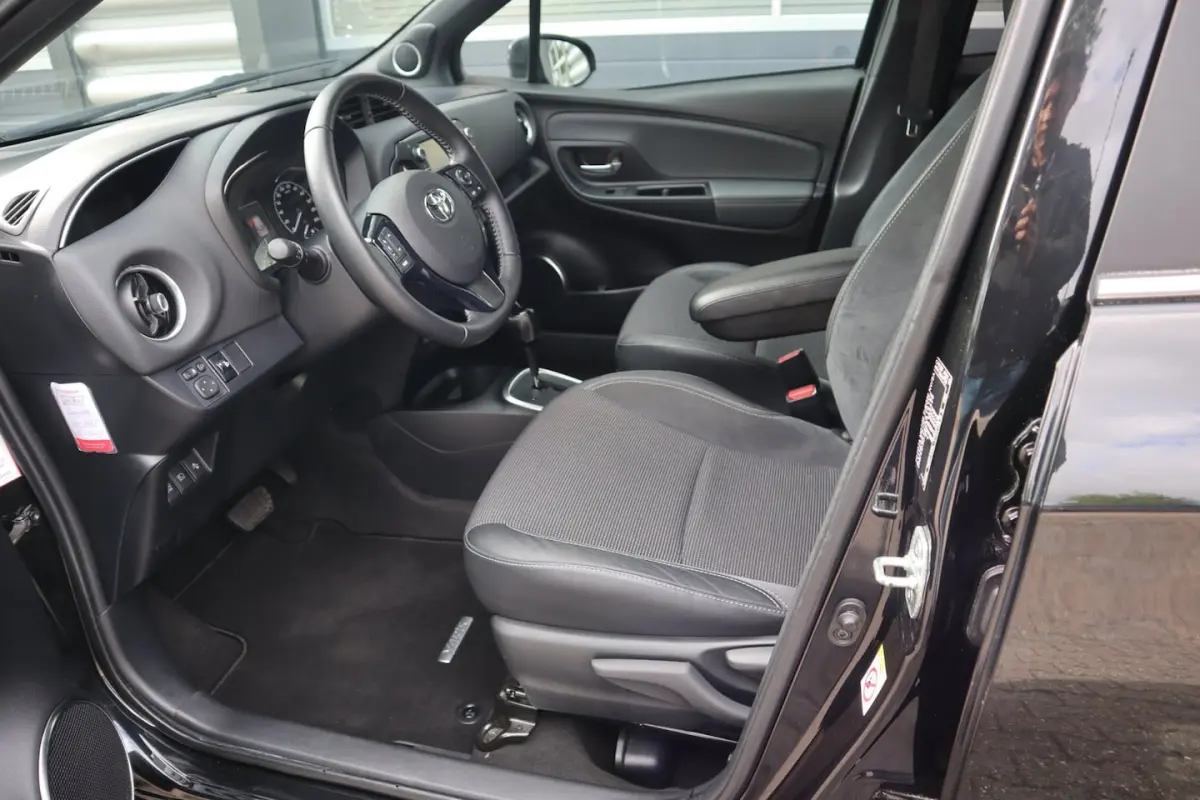 1.5 Hybrid Premium