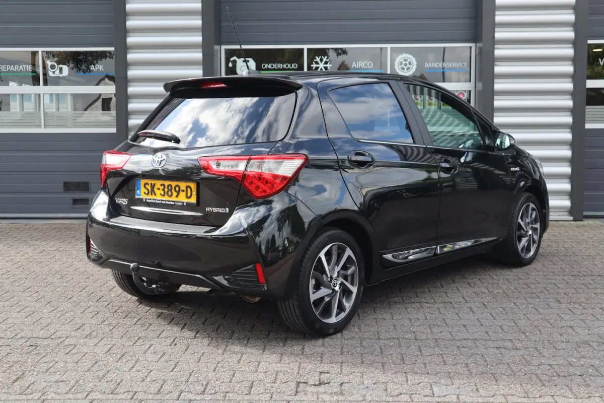 1.5 Hybrid Premium