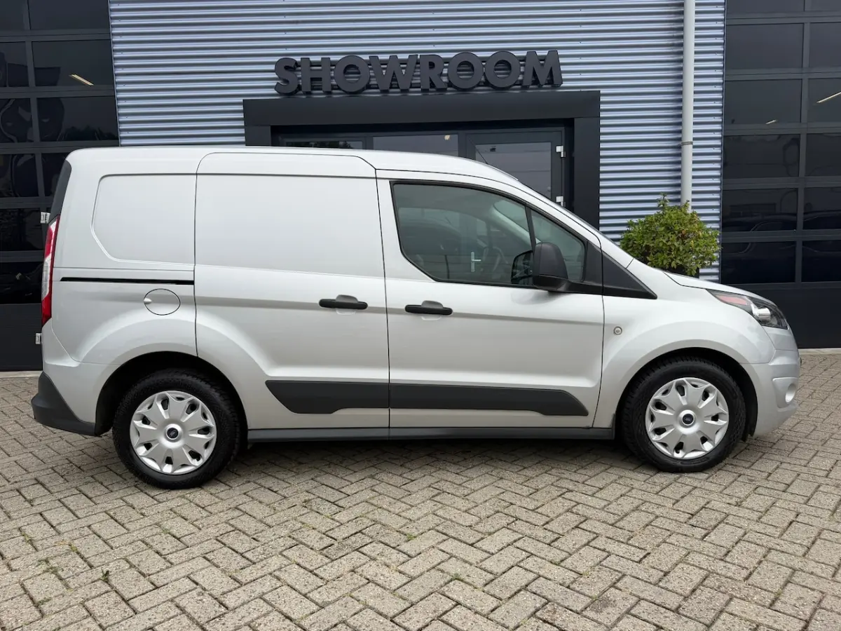 1.0 Ecoboost L1 Trend BENZINE|TREKHAAK|STOELVERWARMING