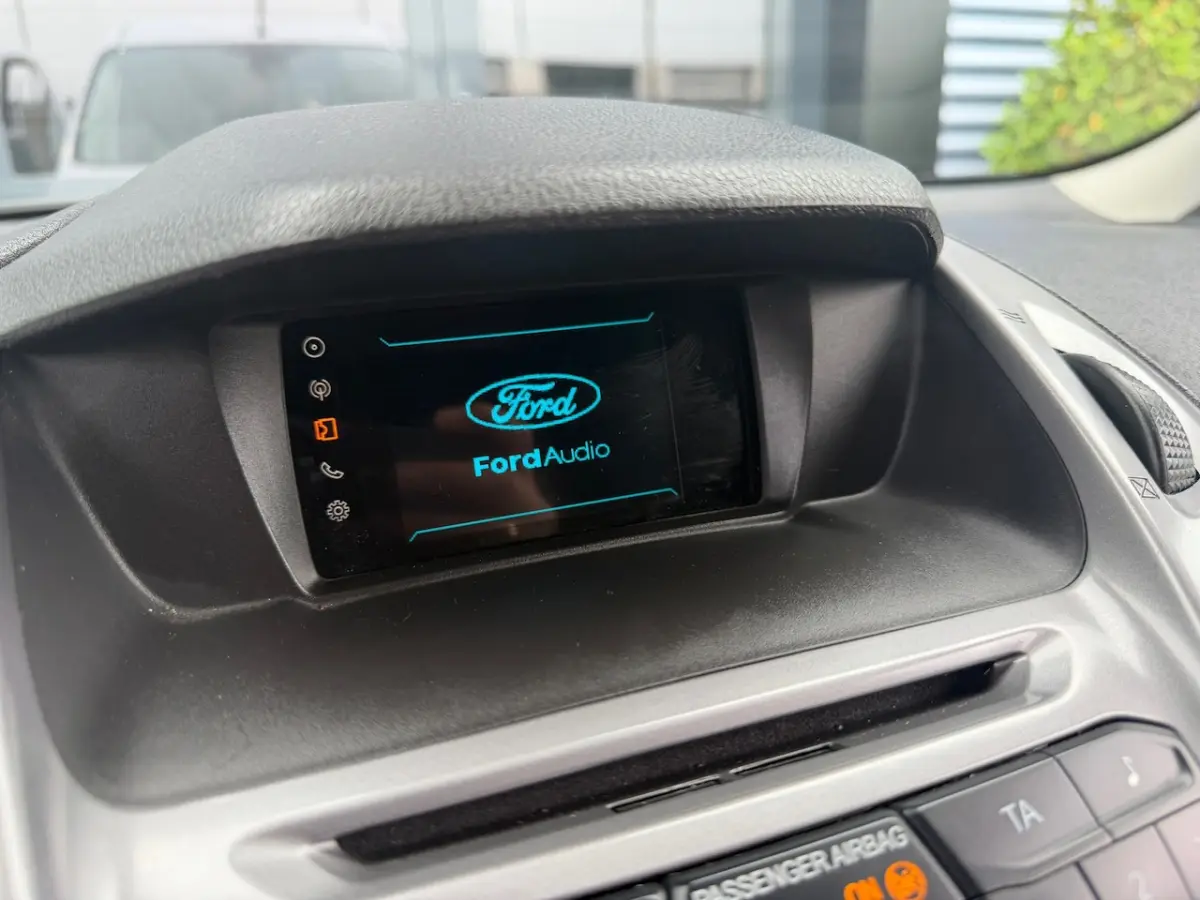 1.0 Ecoboost L1 Trend BENZINE|TREKHAAK|STOELVERWARMING