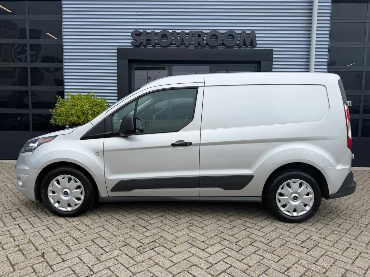 1.0 Ecoboost L1 Trend BENZINE|TREKHAAK|STOELVERWARMING