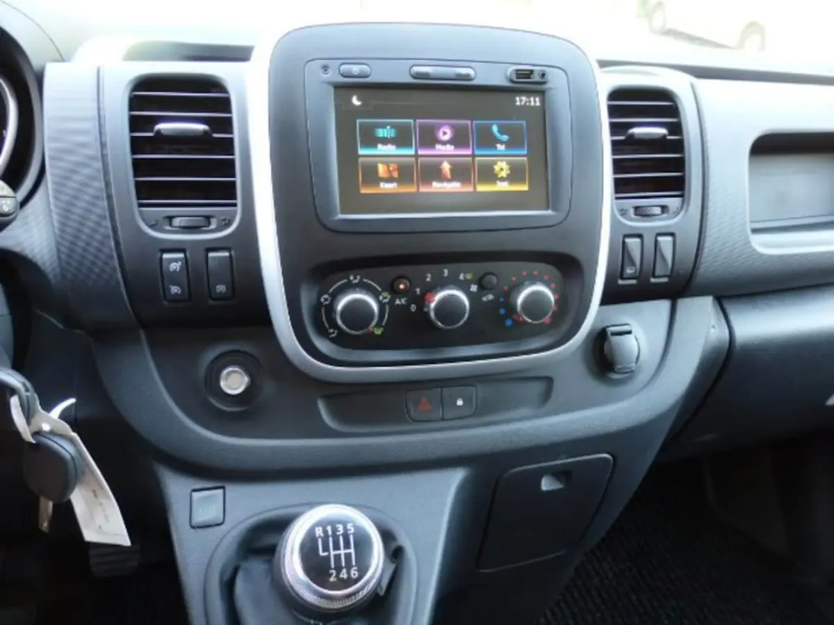 2.0 dCi 120 L1H1 88KW L+R SCHUIFDEUR AIRCO NAVI TREKHAAK CRUISE