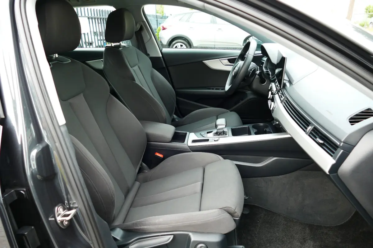 40 TFSI 190pk Launch edition Sport BJ12-2019 Face Lift. Adap Cruise, Navi, Clima, StoelVer