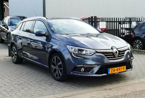 1.3 140pk TCe Bose. Camera, Navi, Half Leer, Carplay/Android, Clima, 17"LMV