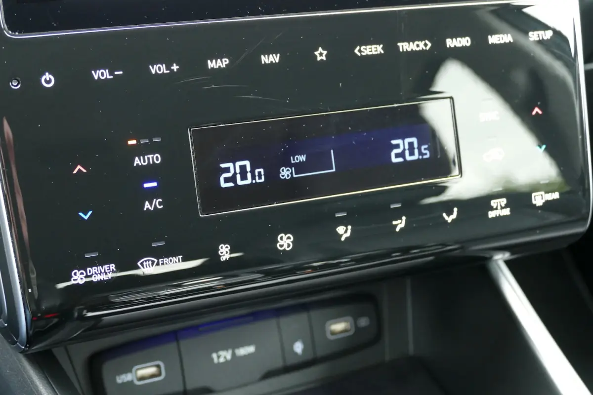 1.6 T-GDI PHEV Premium 4WD BJ 12-23. SOH 98, 3 Leer, Stoel/Stuur Verw&Ventilatie, Haak 135