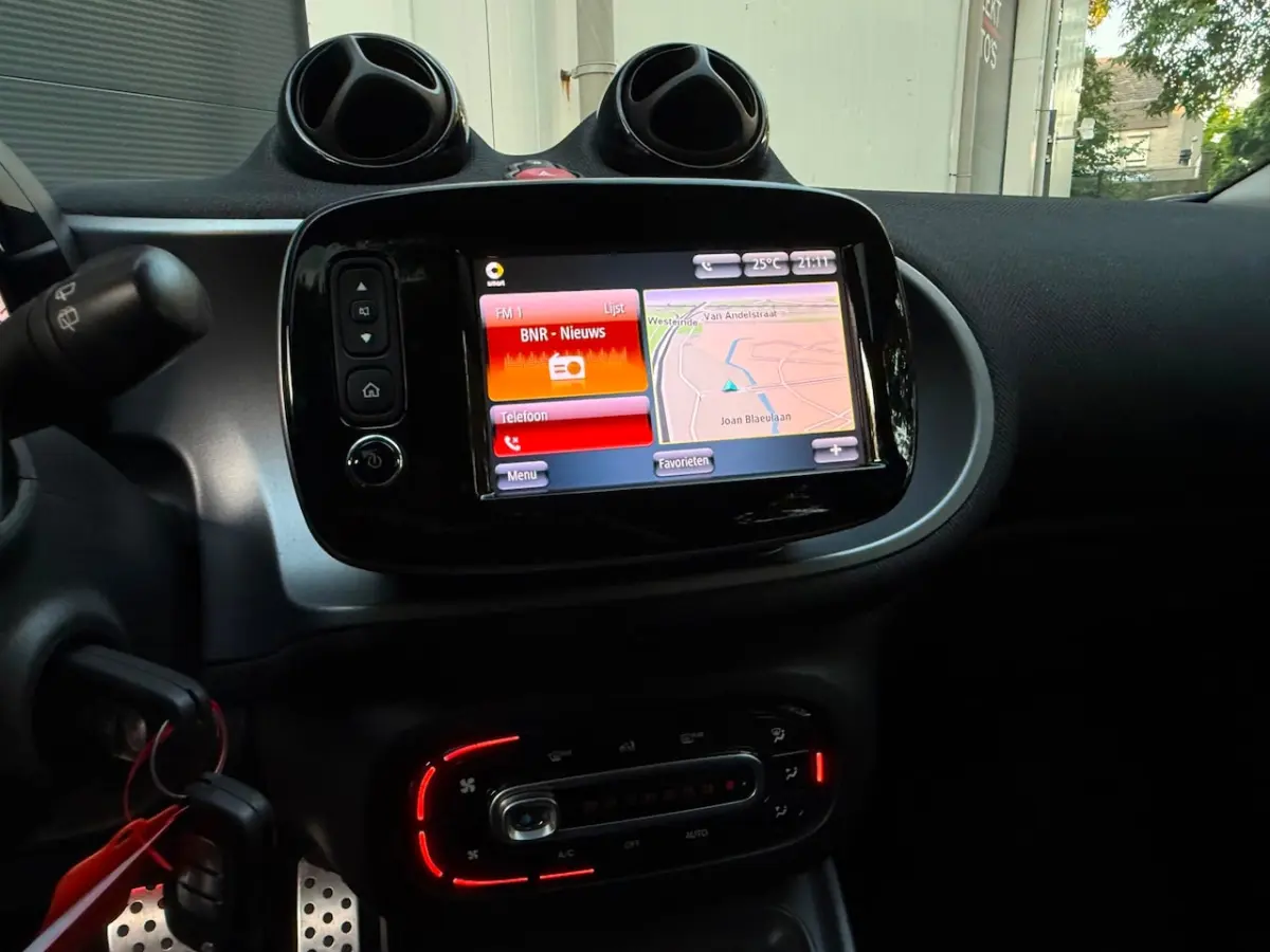 1.0 Turbo Prime NAP Automaat Pano/Leder/LED/Camera/Climate/Stoelverwarming/Navigatie/Bluet
