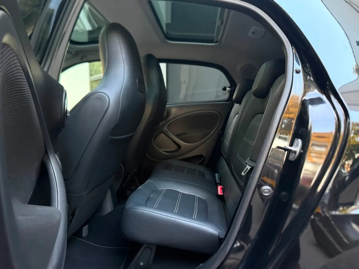 1.0 Turbo Prime NAP Automaat Pano/Leder/LED/Camera/Climate/Stoelverwarming/Navigatie/Bluet