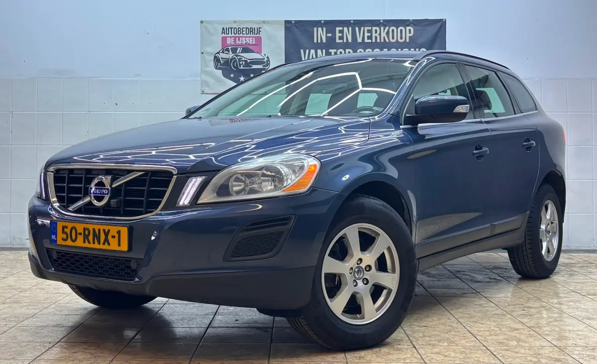 2.0 T5 Momentum/ 1STE EIGENAAR / Dealer O.H