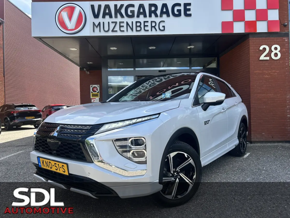 2.4 PHEV Instyle // FULL LED // LEDER // NAVI + CARPLAY // PANO/SCHUIFKANTELDAK // 360 CAM