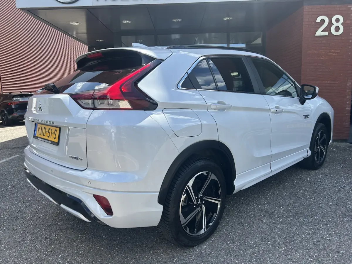 2.4 PHEV Instyle // FULL LED // LEDER // NAVI + CARPLAY // PANO/SCHUIFKANTELDAK // 360 CAM