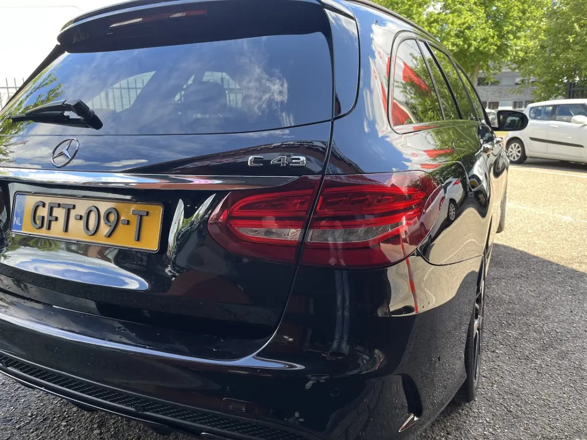 AMG 43 4MATIC // BURMESTER // SCHAALSTOELEN // PANO-SCHUIFDAK // 360 CAMERA // DODEHOEK //