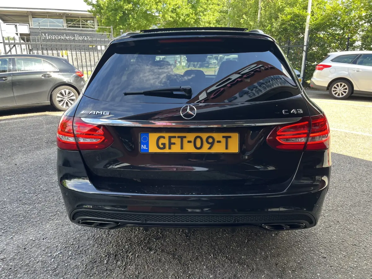 AMG 43 4MATIC // BURMESTER // SCHAALSTOELEN // PANO-SCHUIFDAK // 360 CAMERA // DODEHOEK //