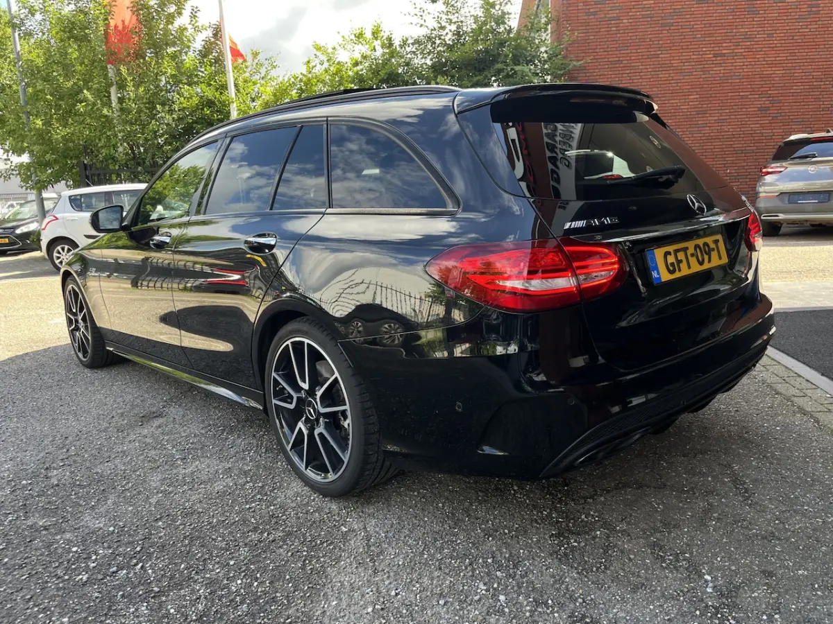 AMG 43 4MATIC // BURMESTER // SCHAALSTOELEN // PANO-SCHUIFDAK // 360 CAMERA // DODEHOEK //