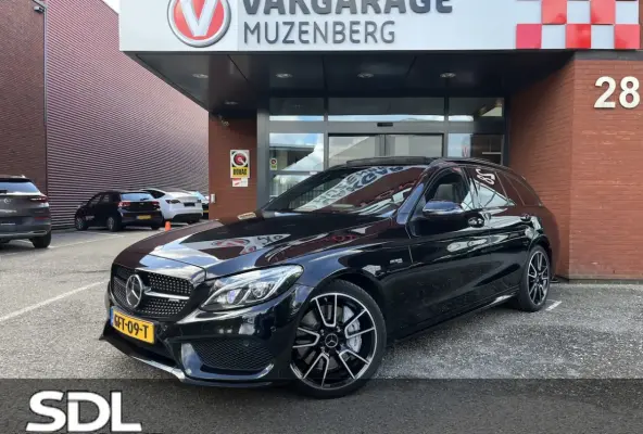 AMG 43 4MATIC // BURMESTER // SCHAALSTOELEN // PANO-SCHUIFDAK // 360 CAMERA // DODEHOEK //