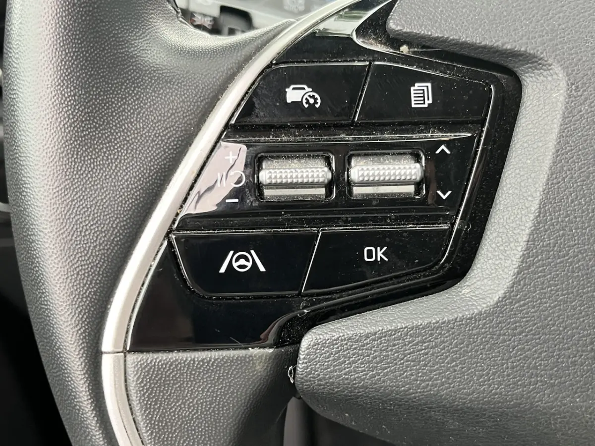 1.6 GDi Hybrid ComfortLine // NAVI // CLIMA // ADAPTIVE CRUISE // CAMERA // KEY LESS // AL