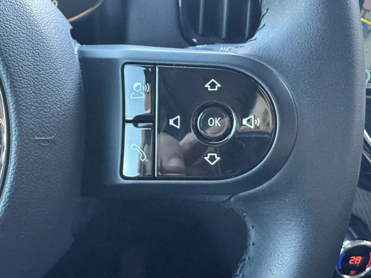 1.5 Cooper S E ALL4 // FULL LED // VOL LEDER // NAVI // CAMERA // PDC // CLIMA // STOELVER
