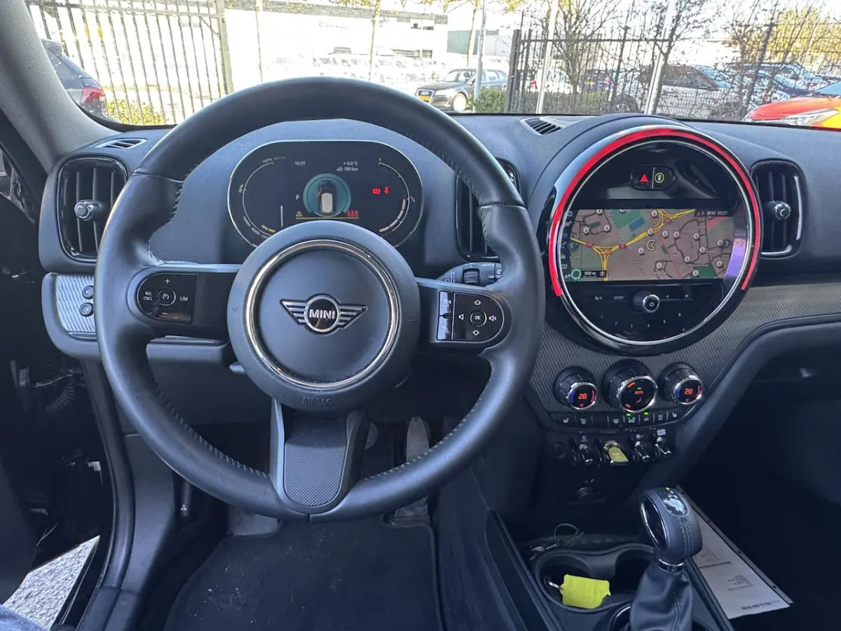 1.5 Cooper S E ALL4 // FULL LED // VOL LEDER // NAVI // CAMERA // PDC // CLIMA // STOELVER
