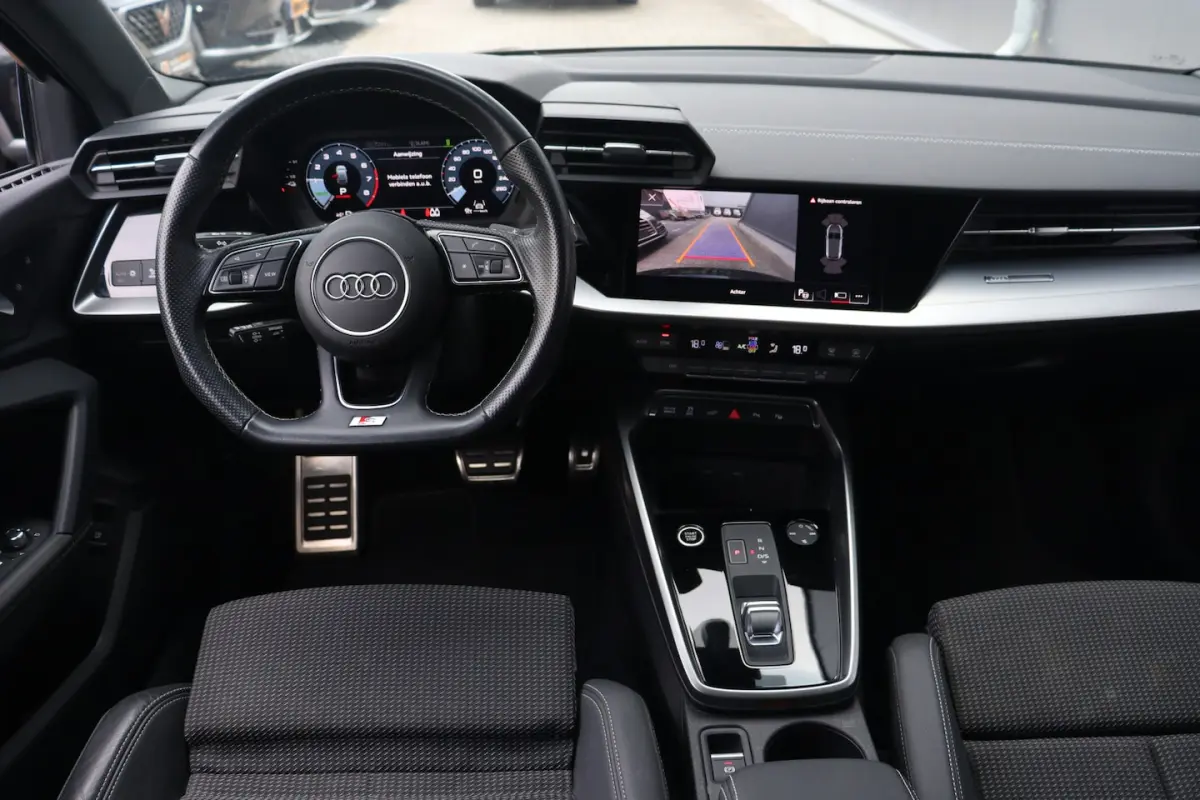 40 TFSI e S-Line | ACC | Camera | 18 Inch |