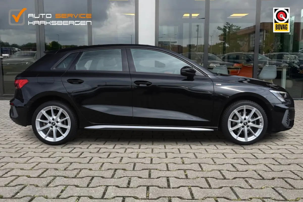 40 TFSI e S-Line | ACC | Camera | 18 Inch |