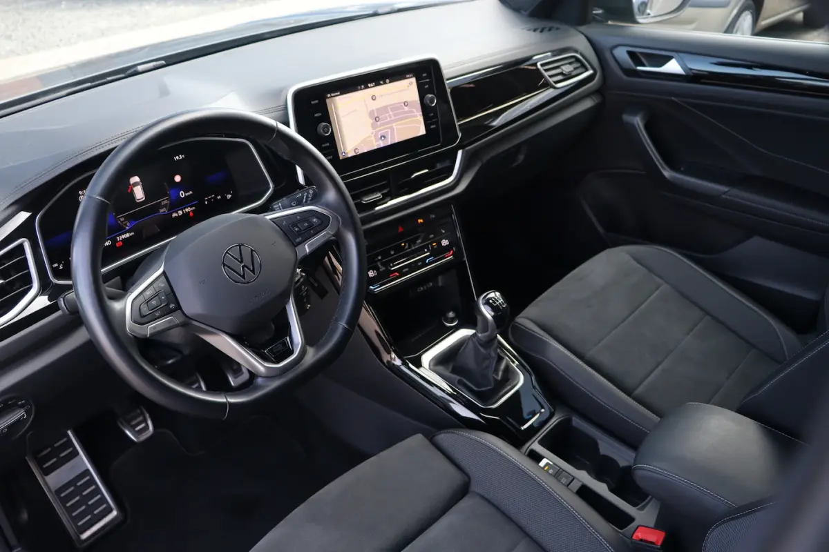 1.0 TSI R-Line | ACC | Carplay | DAB |