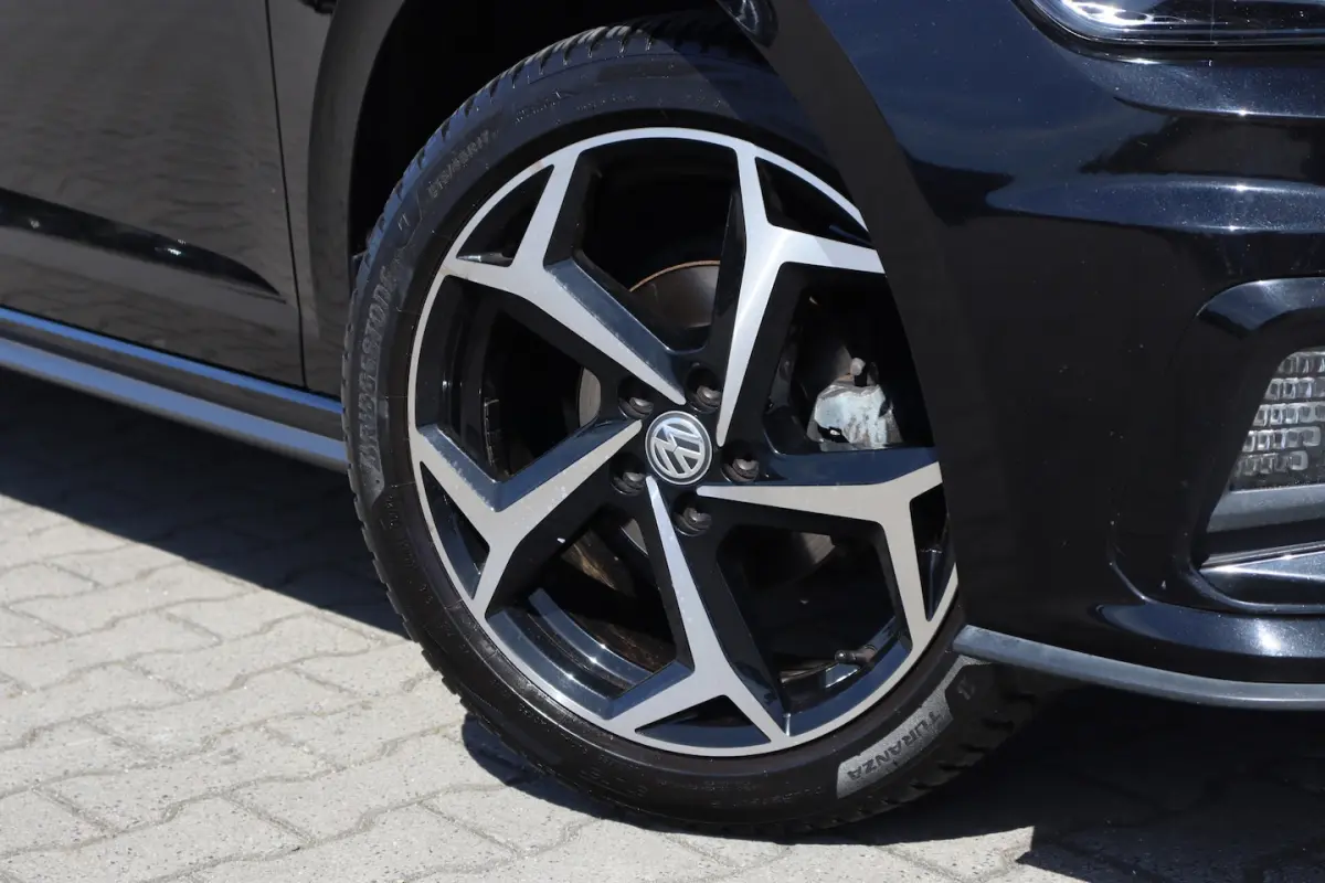 1.0 TSI R-Line | Matrix | Virtual Cockpit | 17 Inch |