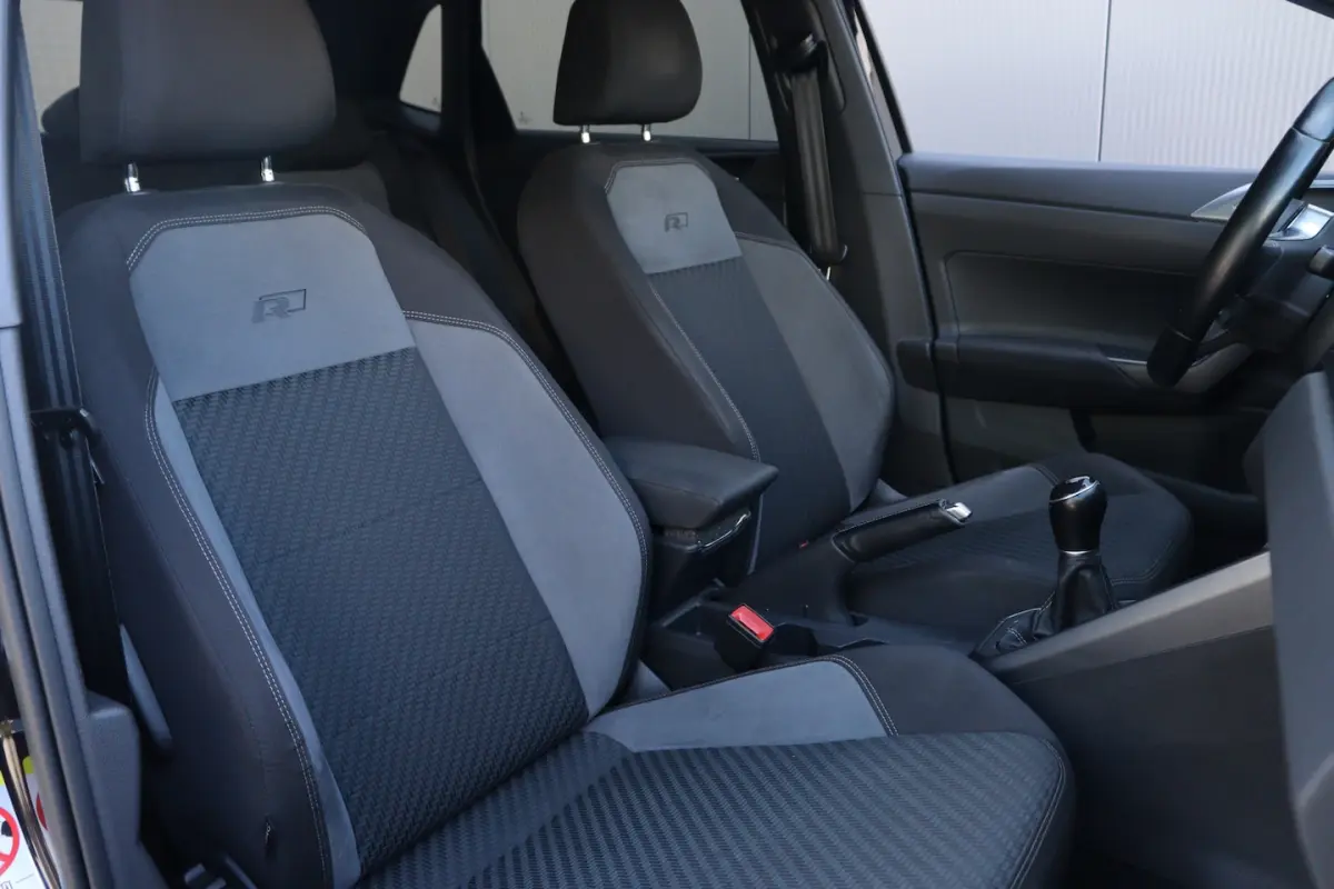 1.0 TSI R-Line | Matrix | Virtual Cockpit | 17 Inch |